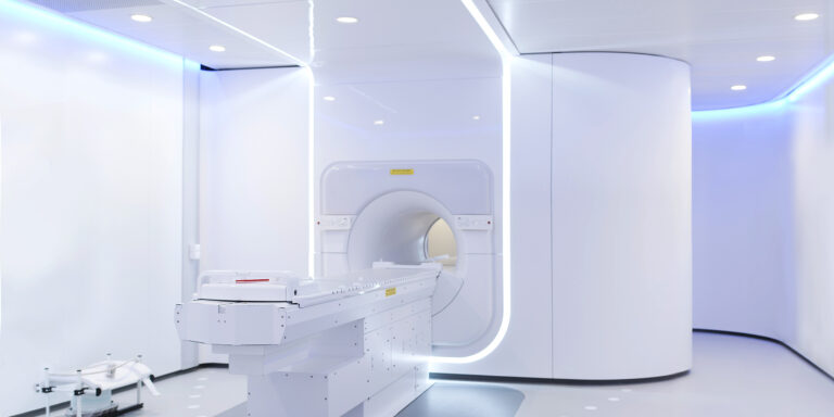 Manchester Cancer Research Centre - Proton Beam Therapy
