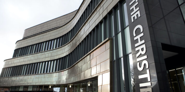 Manchester Cancer Research Centre - First proton beam therapy clinical trial in the UK