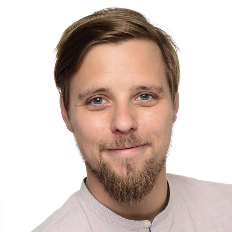 Dr Christoph Oing headshot