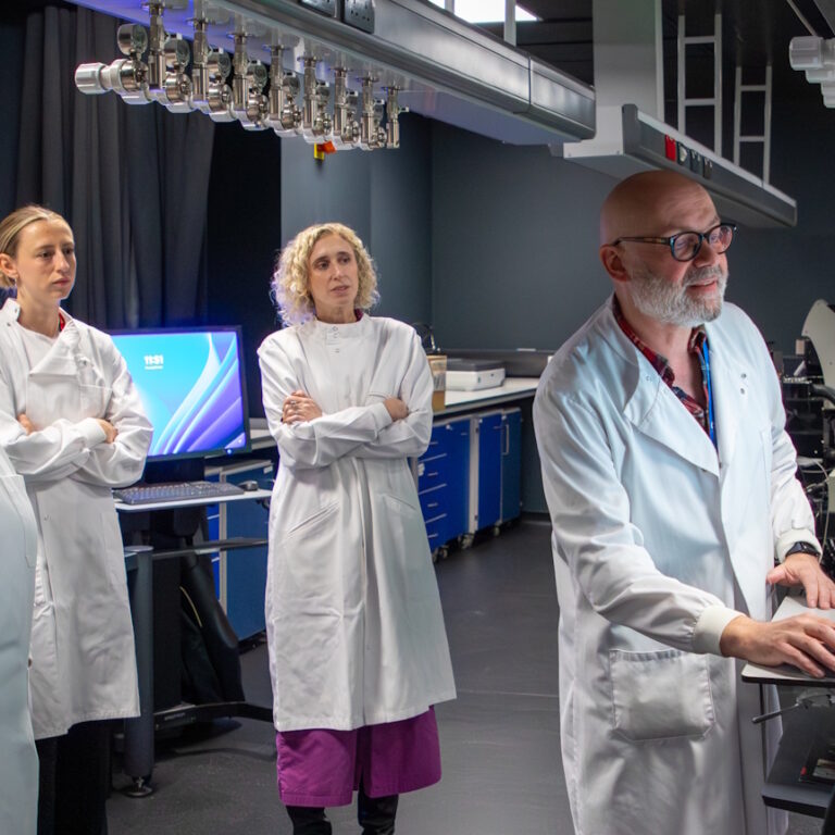 Manchester Cancer Research Centre - Friendly society donates £67,000 to fund Prevent Breast Cancer research project